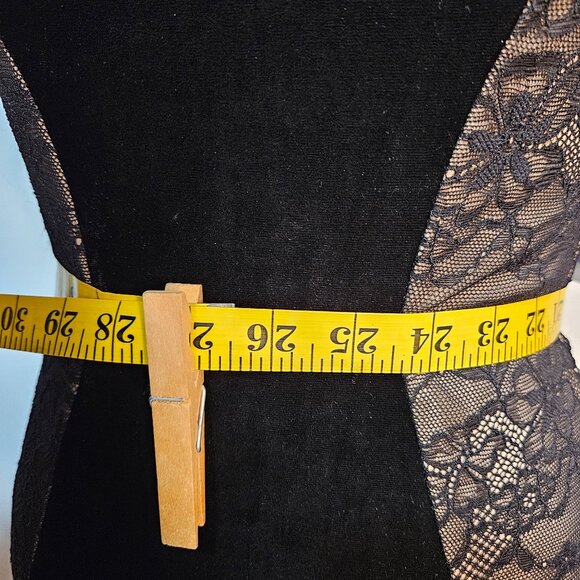 Woman Windsor dark romantic lace velvet croquette bodycon maxi dress size M - Picture 12 of 13